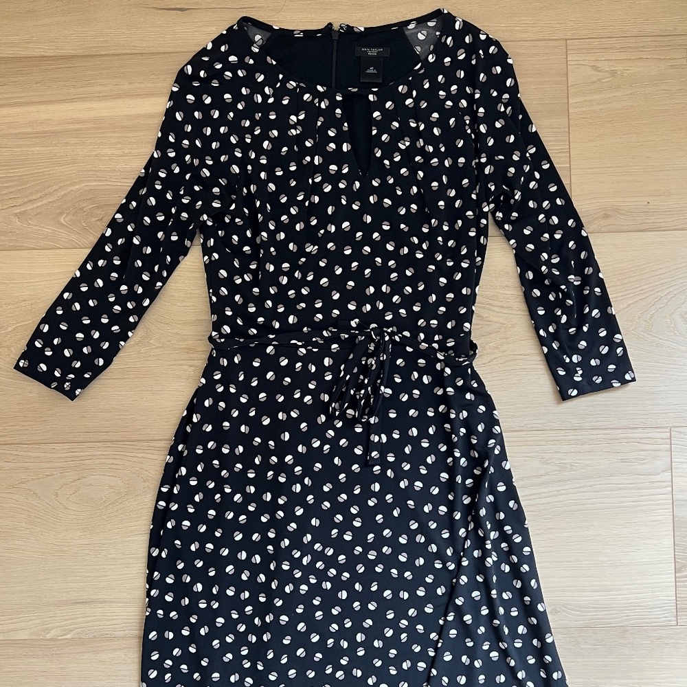 Ann Taylor Factory A Line Coffee Bean Knee Length Dress with Front Key Hole, 4P